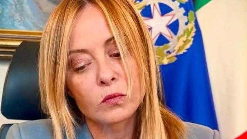 https://media.liberoquotidiano.it/00bbAARorlvKb2RjwXF0iMrBMhdzJSS9Kr3Nh38SAeI/width:800/quality:90/aW1hZ2VzLzIwMjYvMDgvMDEvMDkwMjAyMjkyLWVjN2Y1ZTliLWY3MGQtNDBiNy1iYTI2LTE5NjgwOGFhNWFkZC5qcGc.webp