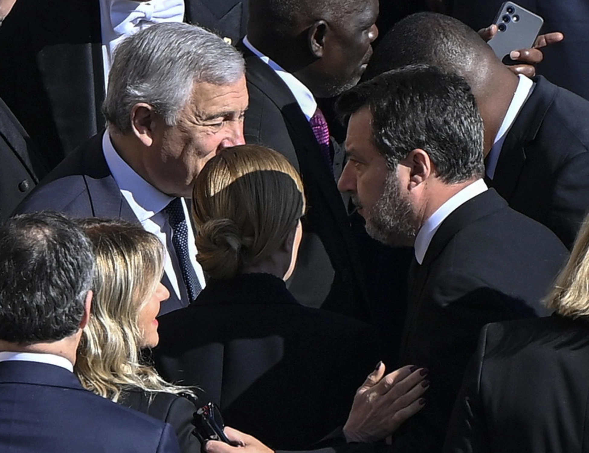 Sondaggi decisivi: il centrodestra sonda i nomi da candidare