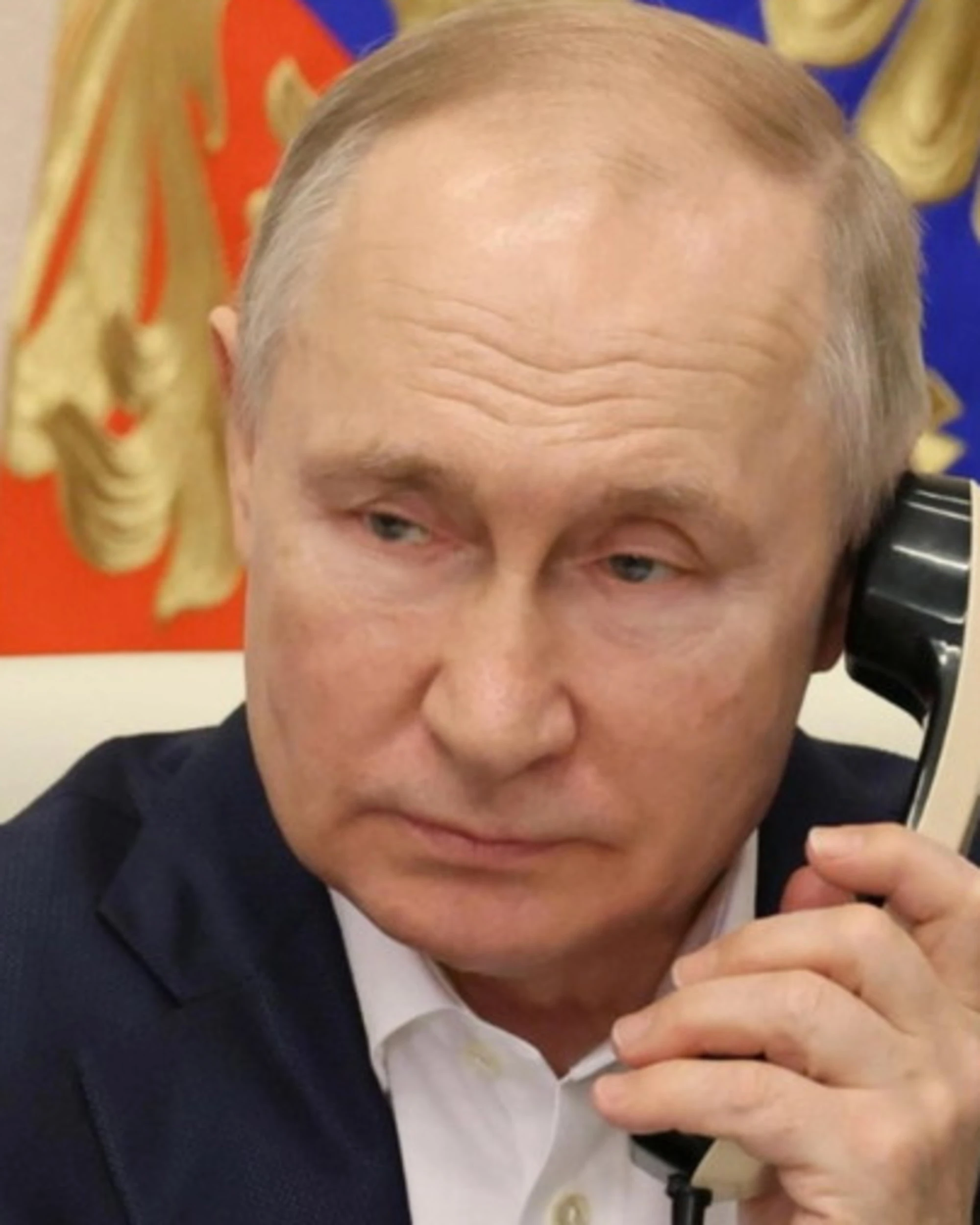 Putin-Trump, colloquio di un'ora al telefono: "A cosa non rinuncia Mosca"