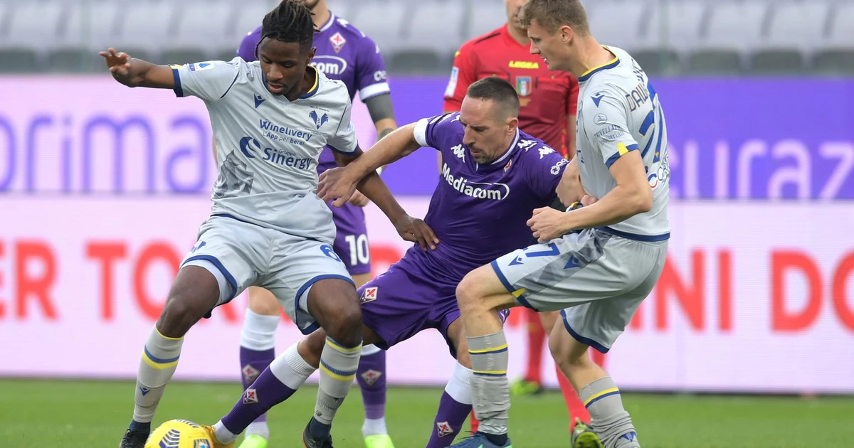 Serie A,  solo 1-1 della Fiorentina in casa col Verona. Cesare Prandelli ancora in cerca della prima vittoria