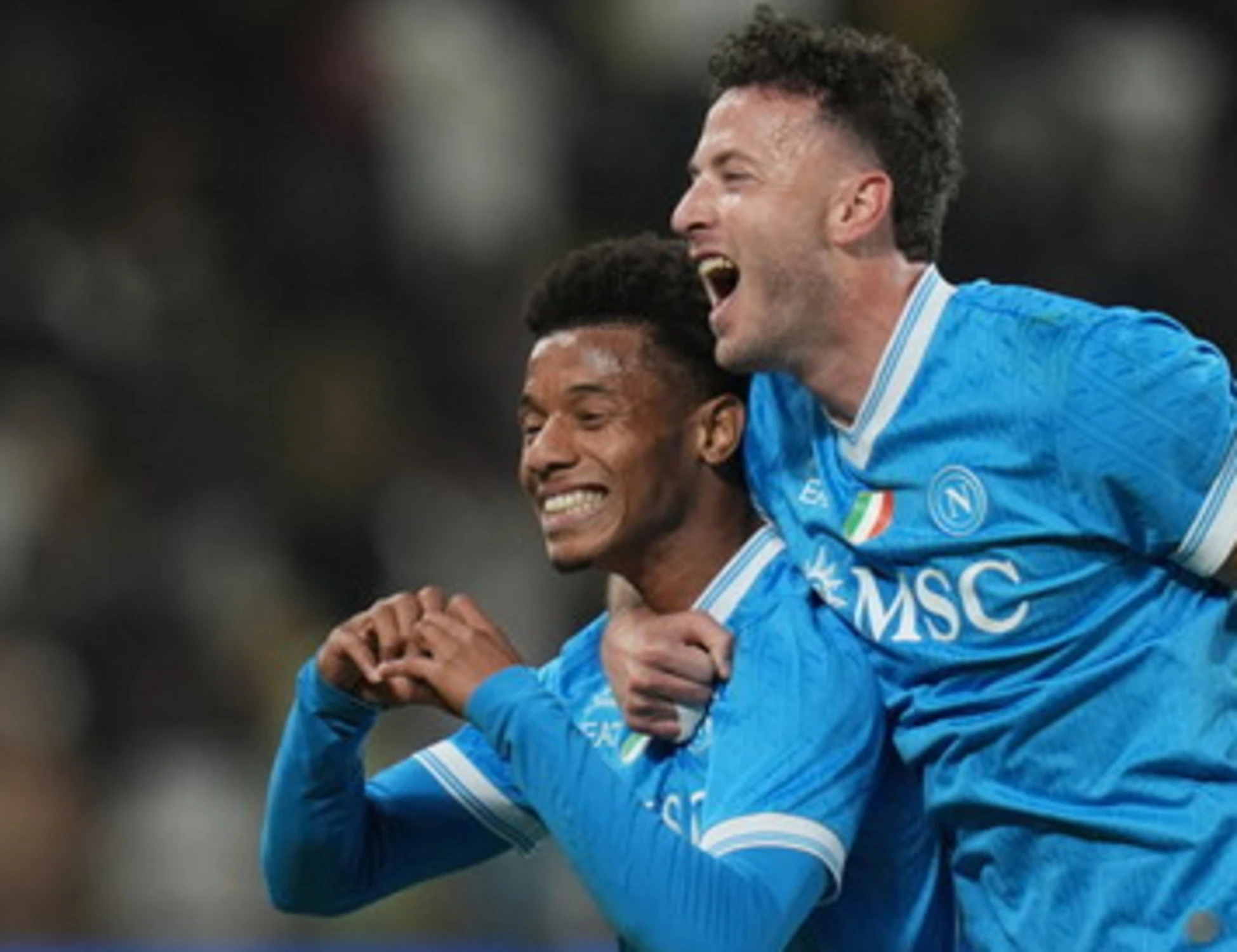 Supercoppa al Napoli: David Neres show, 2-0 al Bologna