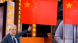 Mario Giordano a Fuori dal Coro: "Coronavirus in Italia, cosa c'è dietro gli aiuti della Cina?"