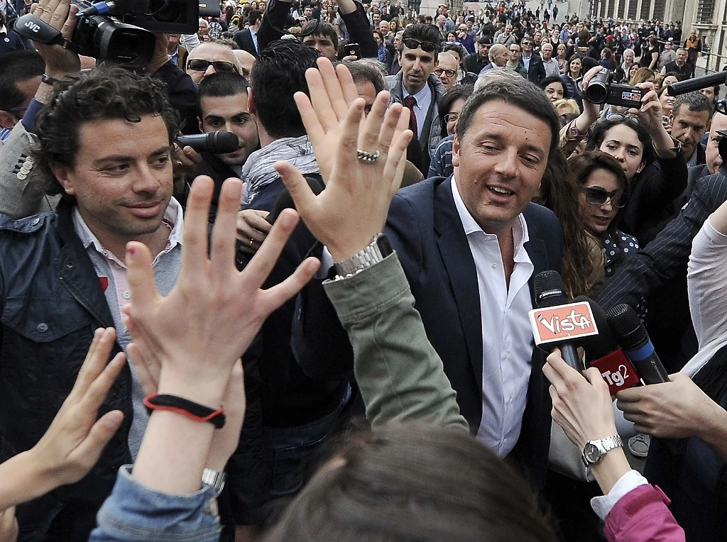 Renzi assume 403 boiardi di stato per salvare i conti di Firenze