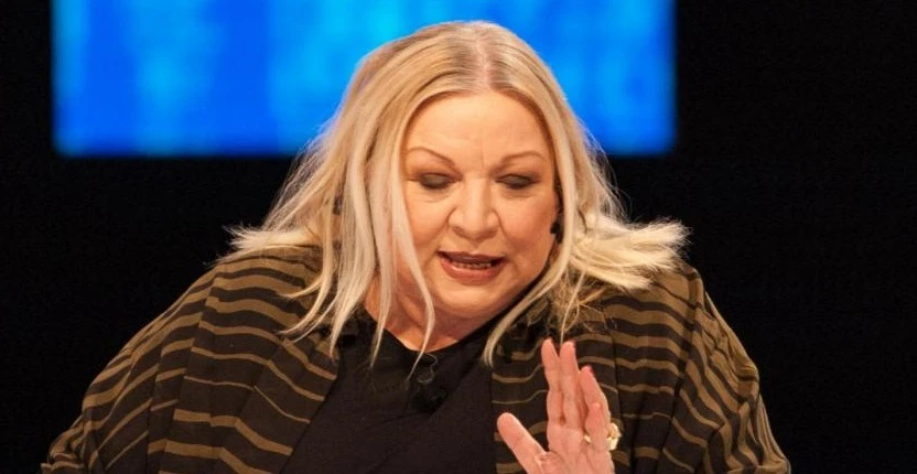 Maria Giovanna Maglie sull'inciucio Pd-M5s: "Metto mano alla pistola, golpisti. Temete la nostra ira"
