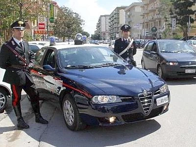 Guerra di camorra a Scampia, scoppia bomba carta e ferisce due bambini
