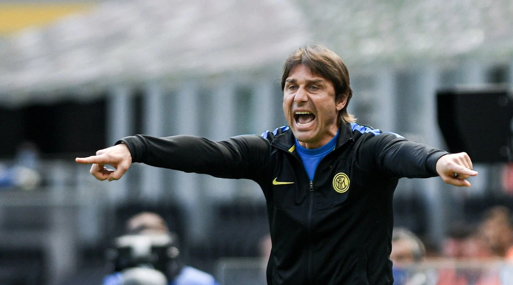 Antonio Conte e Inter, "sarà addio". Indiscrezione clamorosa: "Suning smantella, cessioni e taglio stipendi".  E il mister se ne va