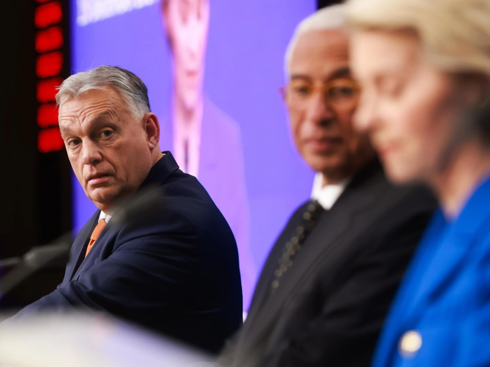 Ursula, svarione sull'Ungheria: riscrive la storia e paragona il '56 al voto di oggi