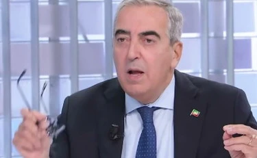 L'Aria Che Tira, è lite Gasparri-Boldrini: "Fa la questurina"