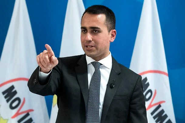 Luigi Di Maio crea la "polizia segreta" del M5s: obiettivo, cacciare i dissidenti