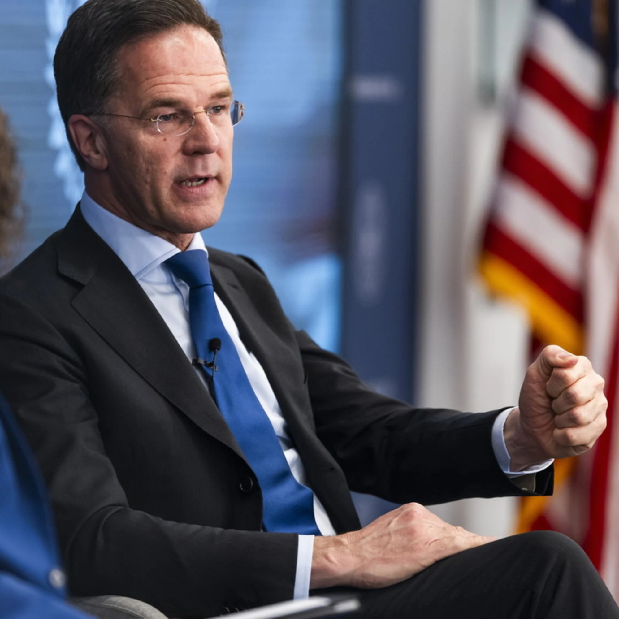 Rottura con gli Usa? La Nato perde pezzi anche senza Donald