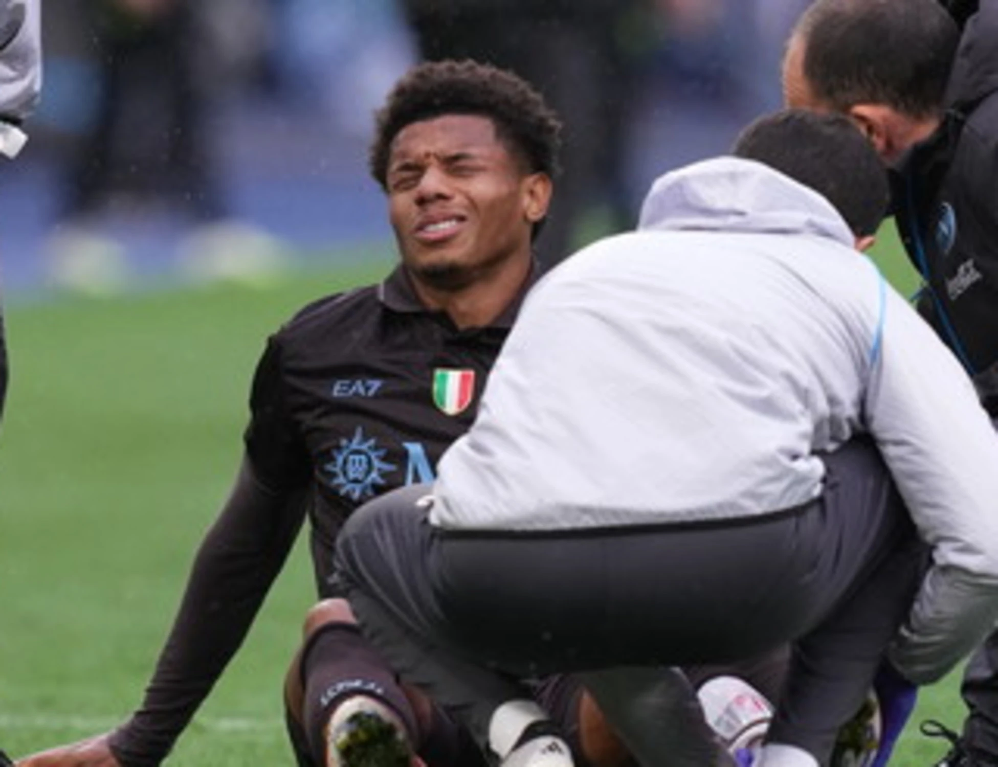 Napoli, Conte disperato: Neres rischia l'operazione