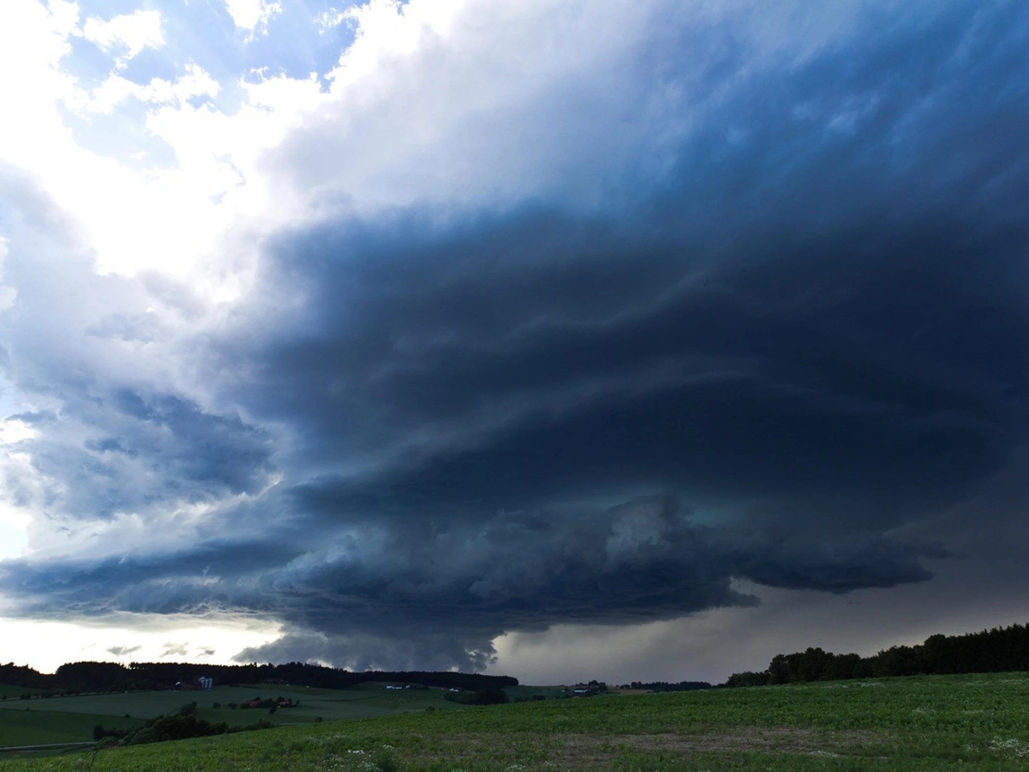 Meteo, Giuliacci: da lunedì fenomeni estremi, ecco dove