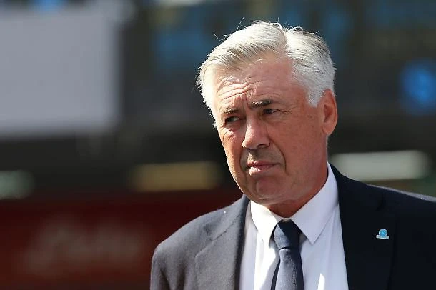 Carlo Ancelotti sempre più a rischio. Napoli non lo vuole in panchina. Crescono le scommesse sul suo esonero