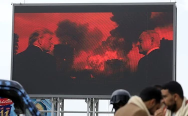 Trump minaccia di bombardare l'Oman. Gaza, è braccio di ferro con Israele