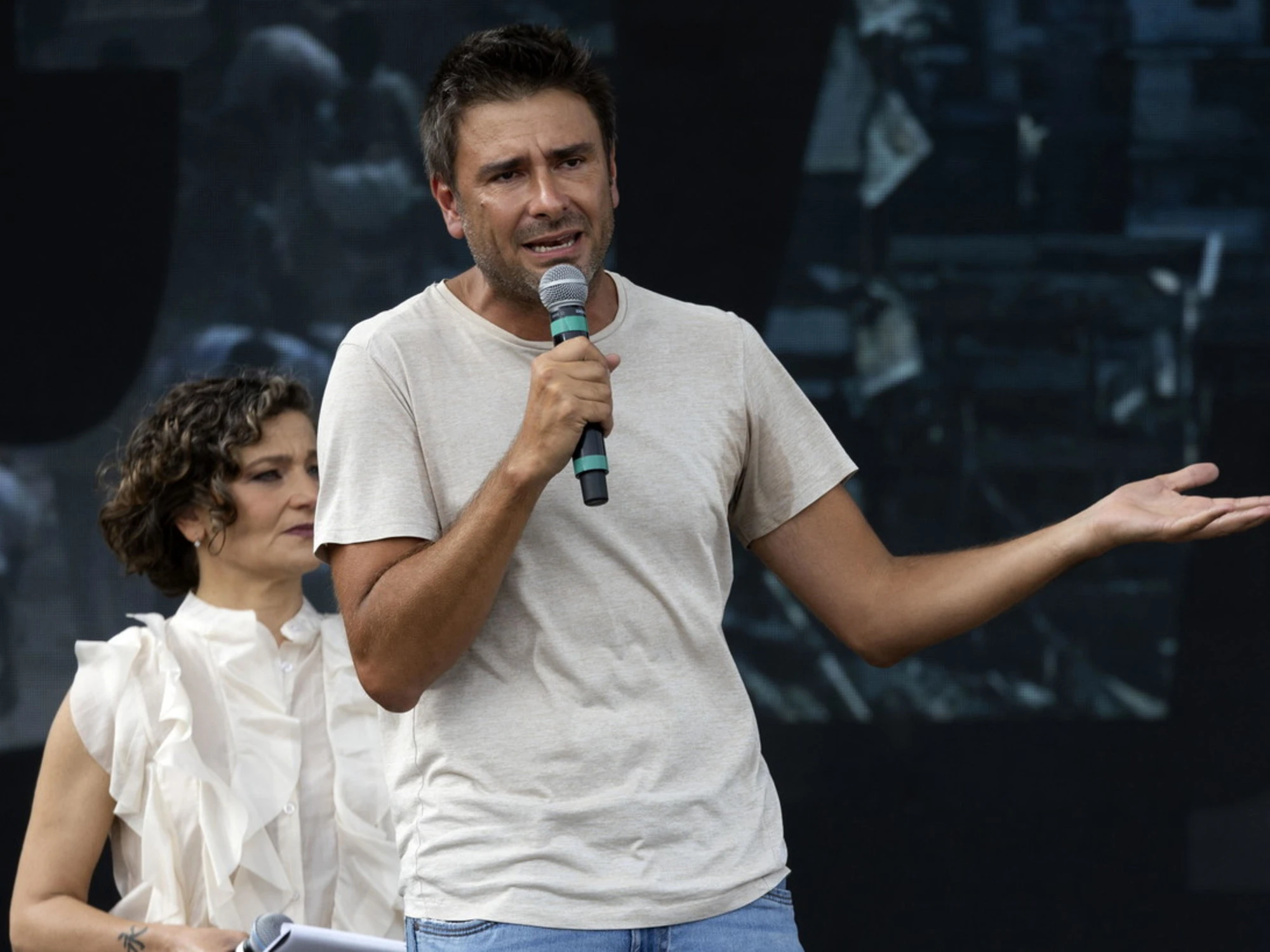 "Di Battista in condizioni gravissime": voci da L'Avana, l'ictus e il viaggio di 300 km