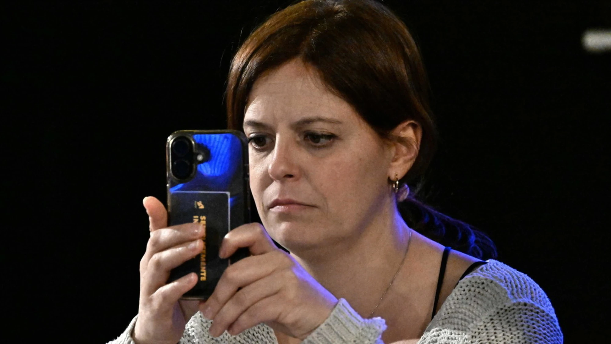 La Ue vota per la "linea-Albania" sui migranti, Ilaria Salis delira: le sue parole