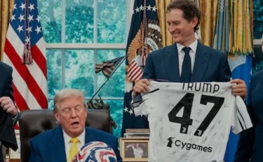 Calenda contro Juve e Elkann da Trump: "Umiliante per l'Italia"