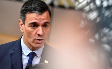 Iran, scoppia la rissa Trump-Sanchez: "Collaboreranno", "Falso"