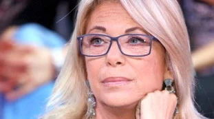 Rita Dalla Chiesa smaschera le colleghe: "Hanno paura di perdere il posto. Per il potere..."