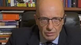 Alessandro Sallusti a Stasera Italia, loda gli italiani e boccia il governo su Inps e mascherine