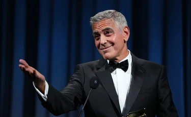 George Clooney contro la destra di Trump: "Siamo in una cachistocrazia"