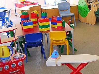 Roma, maltrattamenti e botte ai bambini: agli arresti domiciliari due maestre d'asilo