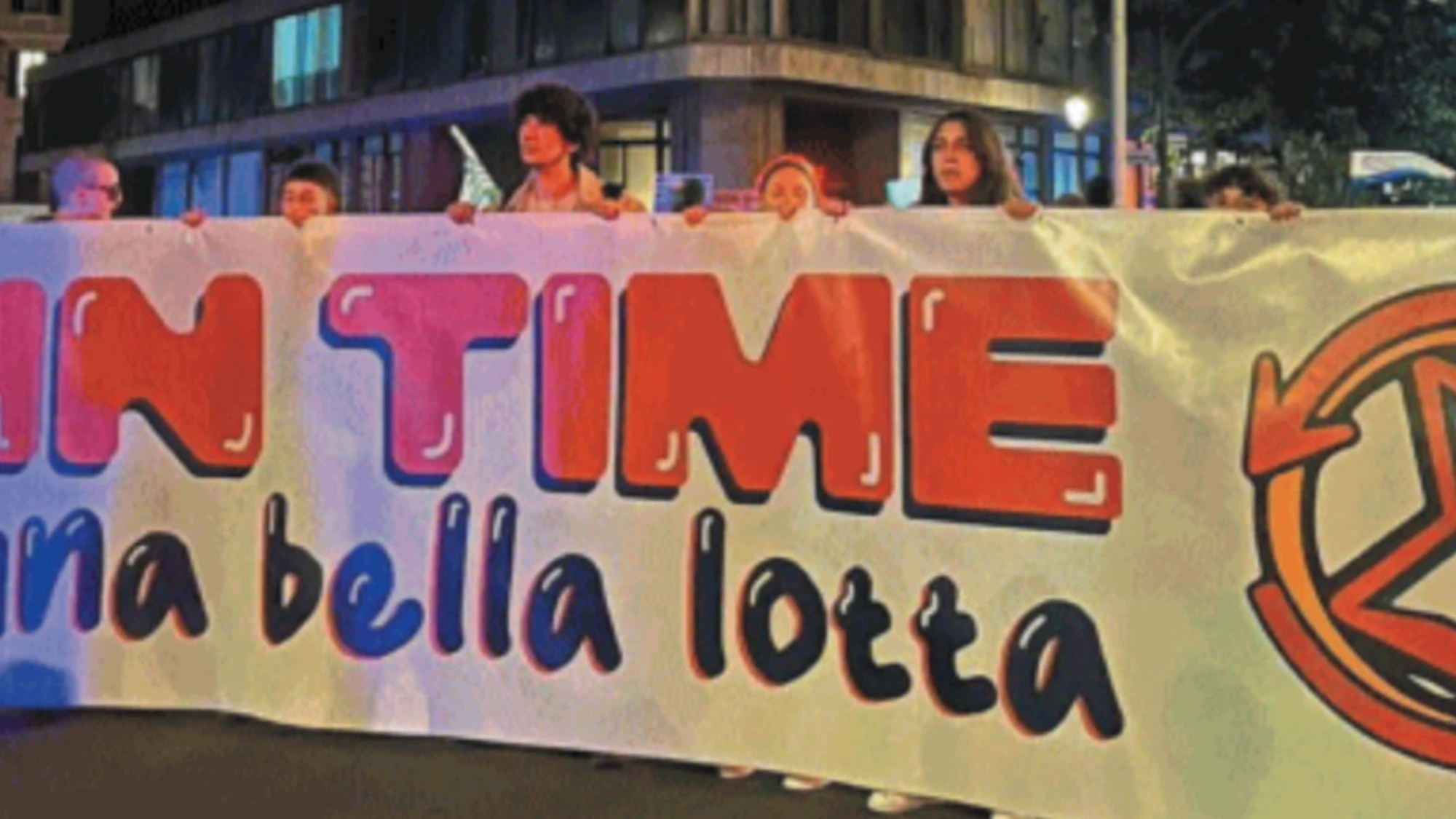 Spin Time, i comunisti occupano? Governo condannato a pagare 21 milioni