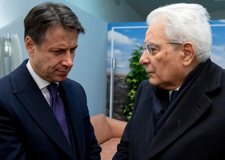 Immigrazione, asse tra Giuseppe Conte e Sergio Mattarella contro Matteo Salvini