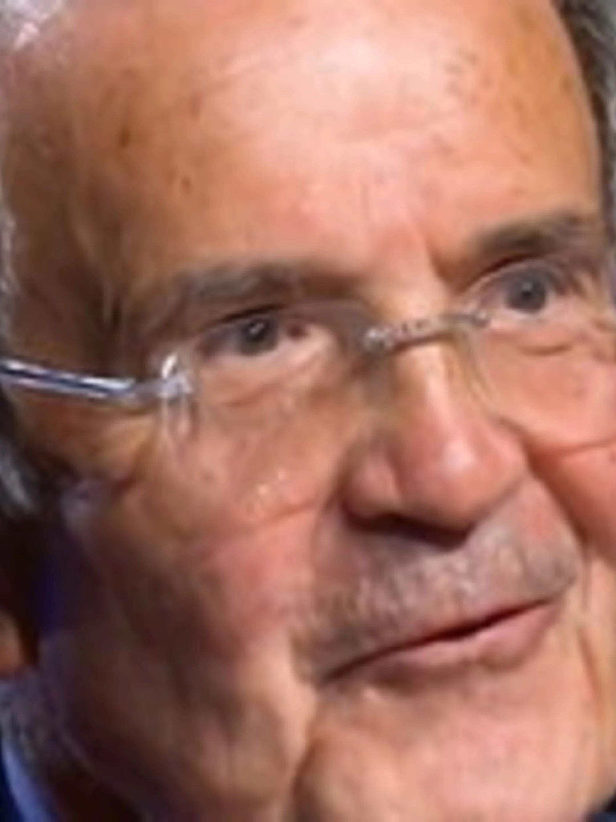 L'unico pericolo per il centrodestra è la super-ammucchiata che sta studiando Prodi