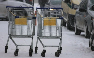 Campobasso, la aiuta a portare la spesa e poi la stupra: orrore di un egiziano