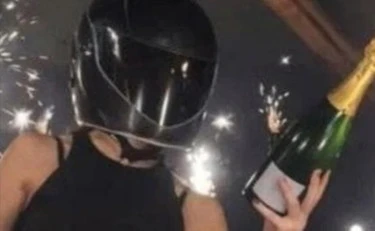 Crans-Montana, l'orrore contro la ragazza col casco: cosa sta succedendo