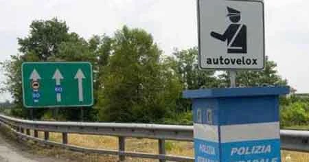 Troppe multe e l'Autovelox viene fatto esplodere
