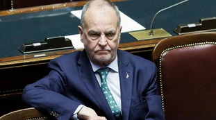 Roberto Calderoli, "un appuntamento con la ong": cosa è successo in mare