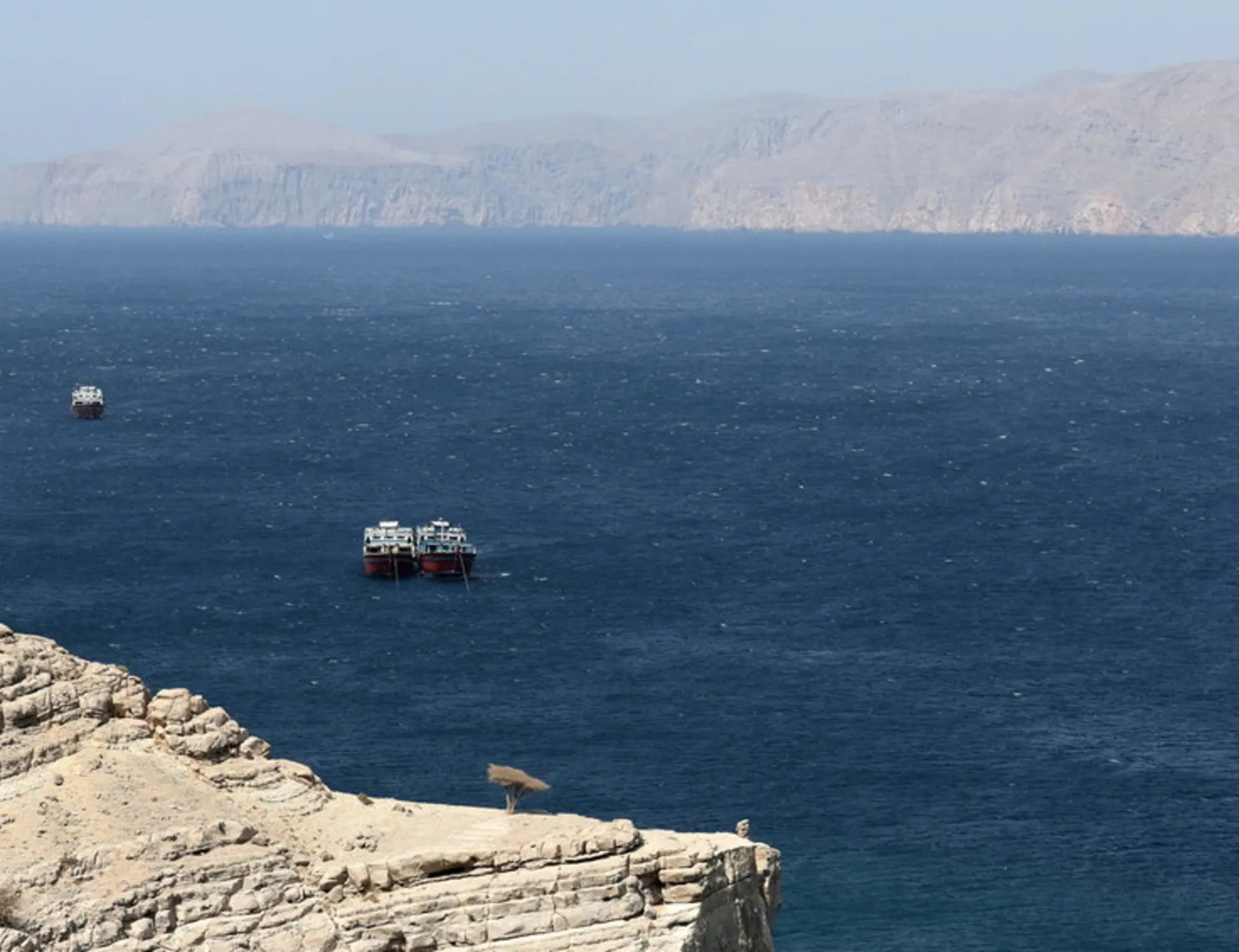 Leggi l'articolo: "Minacce Usa? Pronti a chiudere Hormuz": Pasdaran, ultimatum a Trump