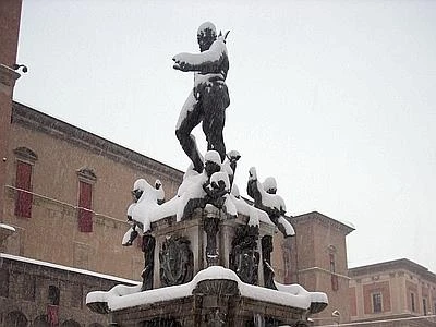 Maltempo, allerta neve al Centro-Nord. Fiocchi a Roma.