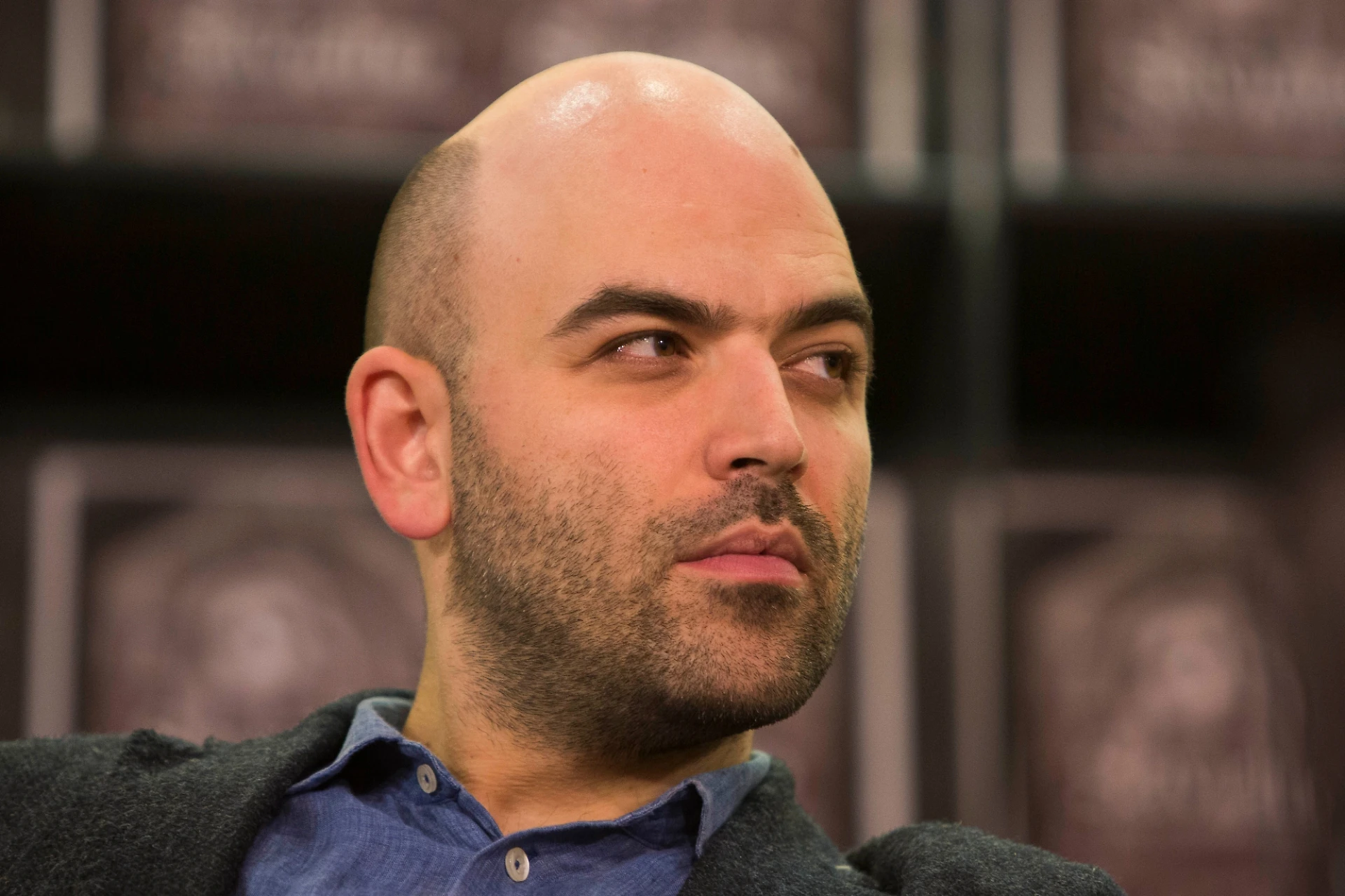 Roberto Saviano, la vergogna all'Eliseo da Emmanuel Macron: scorda di parlare di Ventimiglia
