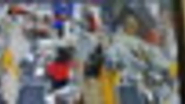 "Non è tuo figlio, dammelo": tenta di rapire bambino al supermercato