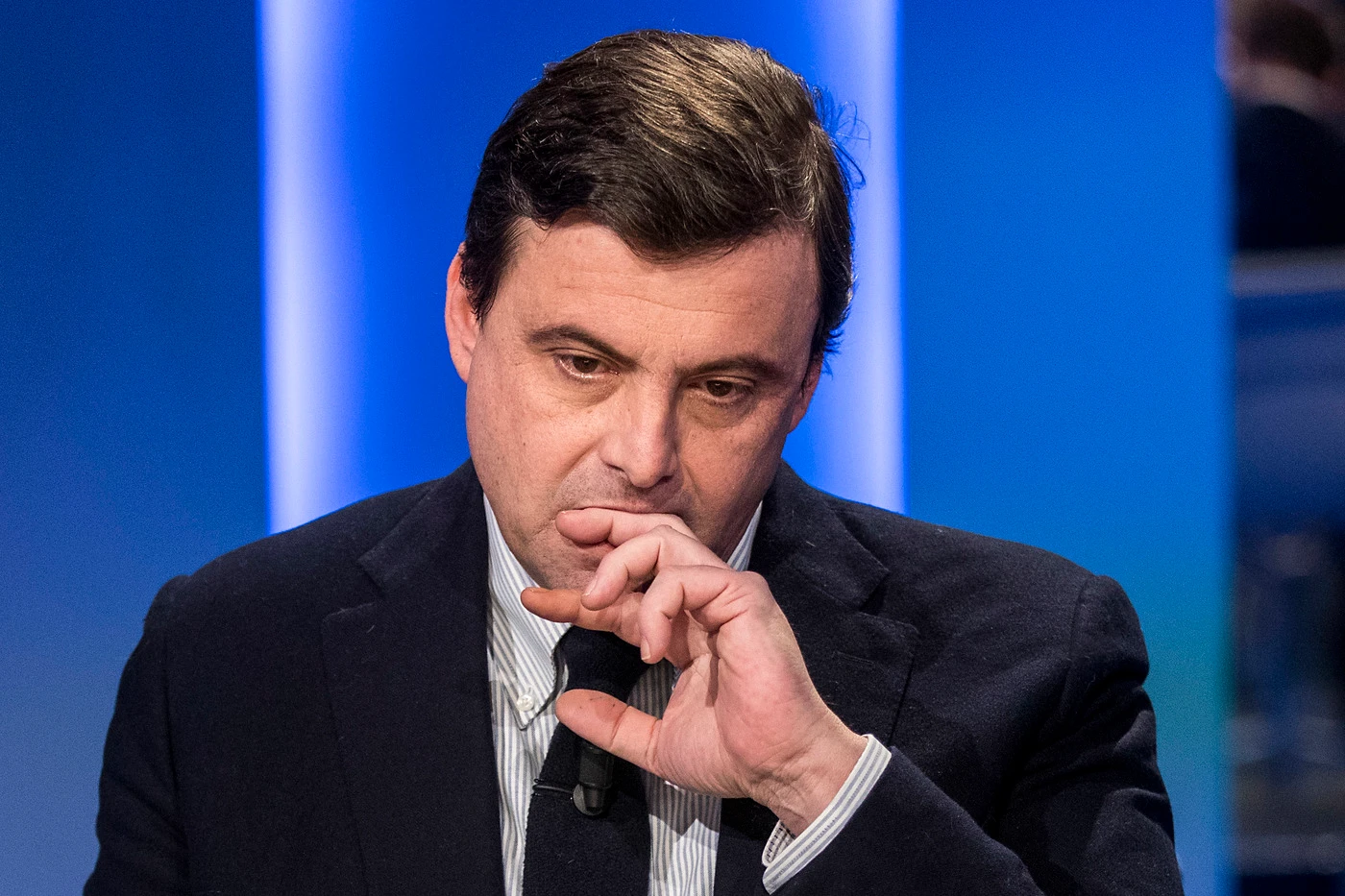 Carlo Calenda contro Matteo Renzi: "Il Pd è finito e lui non risponde nemmeno alle telefonate"