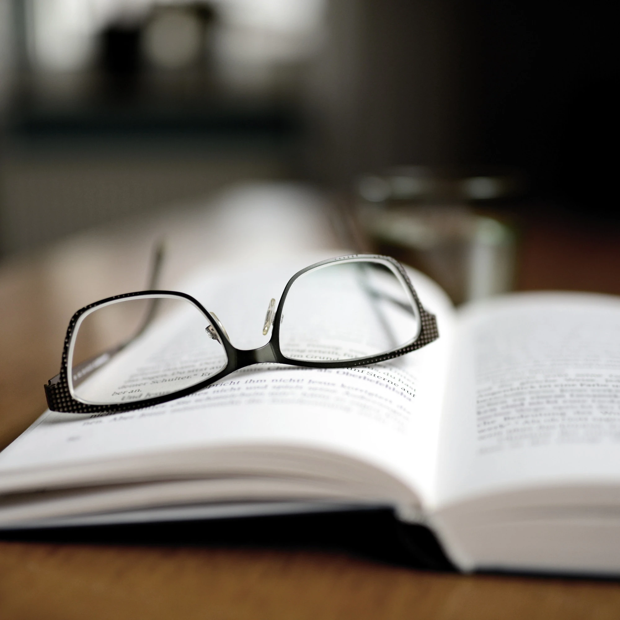 Il subdolo linguaggio che la sinistra ha perfezionato per attaccare chi sta a destra