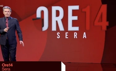 https://media.liberoquotidiano.it/0jctiGWvNhfoatvv7L94bPfIbMNF5JEJ7h857L-NpXQ/width:800/quality:90/aW1hZ2VzLzIwMjUvMTAvMTgvMDgzNzExNzEyLWE2NzY3YWFjLTEzMTYtNGEwYy1iYzNiLWFkOTA3MDg3NTdlMC5qcGc.webp