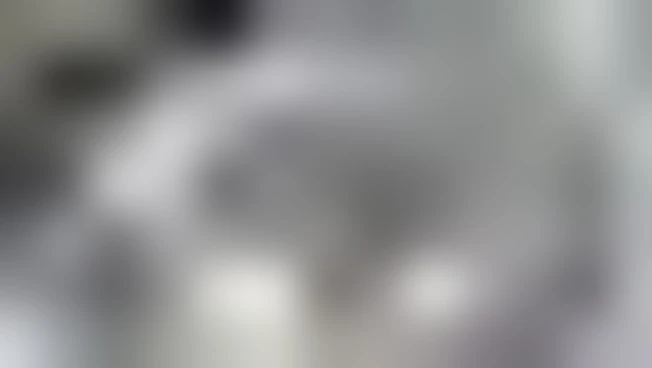 Il rituale del Tawaf nella Grande Moschea della Mecca in timelapse
