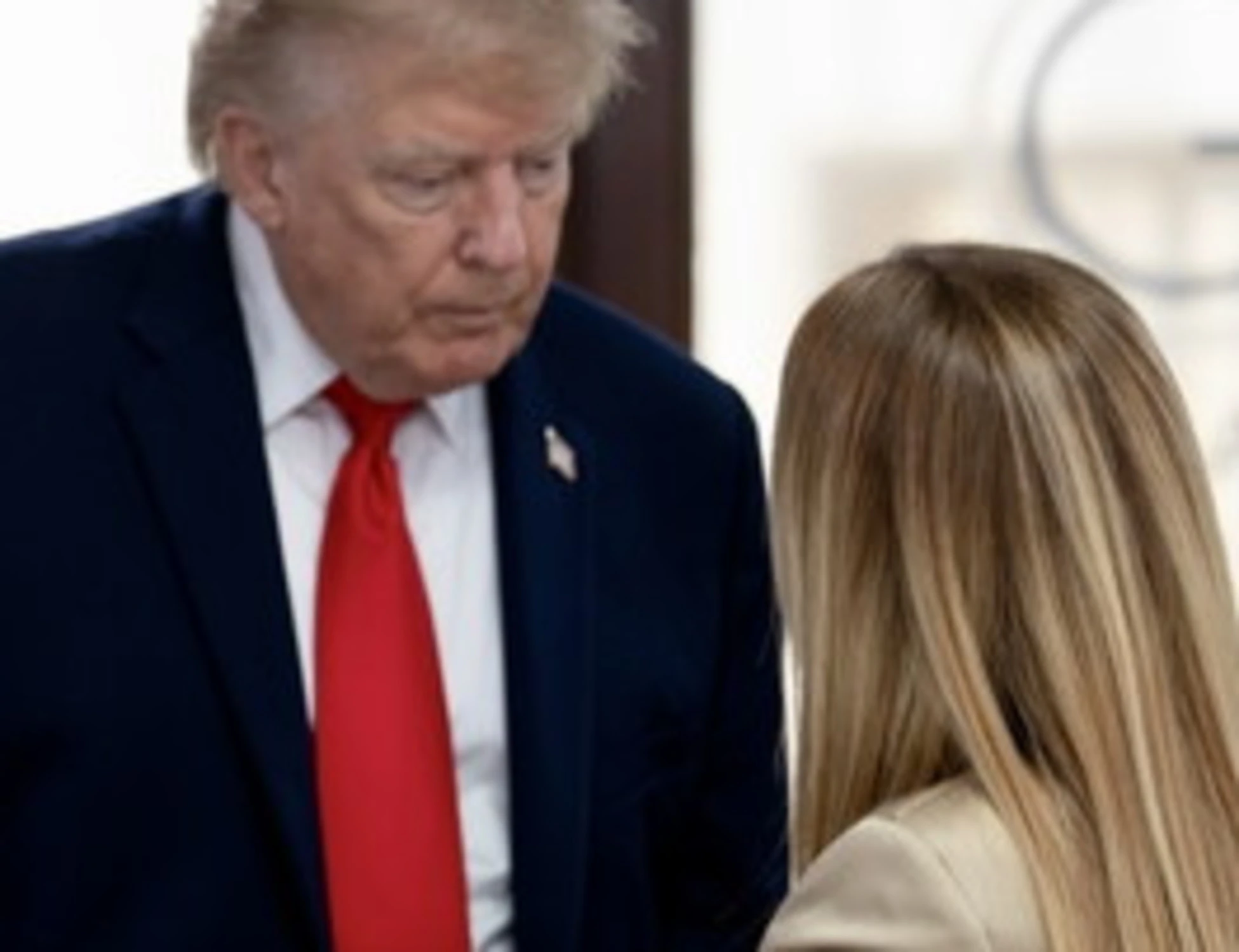 Meloni-Trump, il Financial Times: "Questa rottura è una svolta drammatica"
