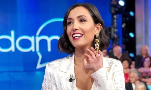 Vieni da me, Caterina Balivo si sfoga dopo le polemiche su Vittorio Sgarbi: "Qualcuno si è divertito"