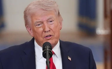 Iran, la guerra nel golfo: la giornata. Iran-Usa, piano di pace su una tregua di 45 giorni e Hormuz. No di Teheran, Trump: "La scadenza è domani"