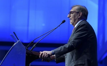 https://media.liberoquotidiano.it/0mDEvguctPHeD4IGEdILKjY1Ppg5q6EQina28nbnEb0/width:800/quality:90/aW1hZ2VzLzIwMjYvMDUvMjQvMTIyMzU3NjY5LWFhZWY3NmM2LTQwZmUtNDljMS05YWIxLTZhYTBiZDc0Y2I4Yy5qcGc.webp
