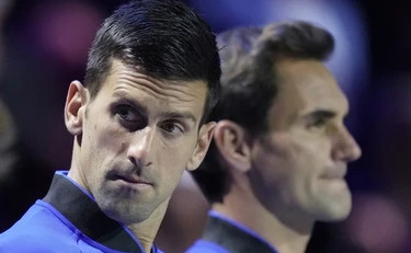 Djokovic "ancora non ha capito". Federer affonda il colpo