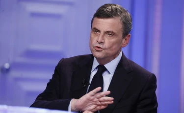 https://media.liberoquotidiano.it/0nNnPir1XFrfRerWHkMv83vzXqMOkzB9vNCUMFsHZYc/width:800/quality:90/aW1hZ2VzLzIwMjYvMDUvMTcvMDYyMTQxNTI1LWIyYzhmNDAxLWM2ODgtNDEyZi05NWE5LTk1N2M1MmNlOTUzOC5qcGc.webp