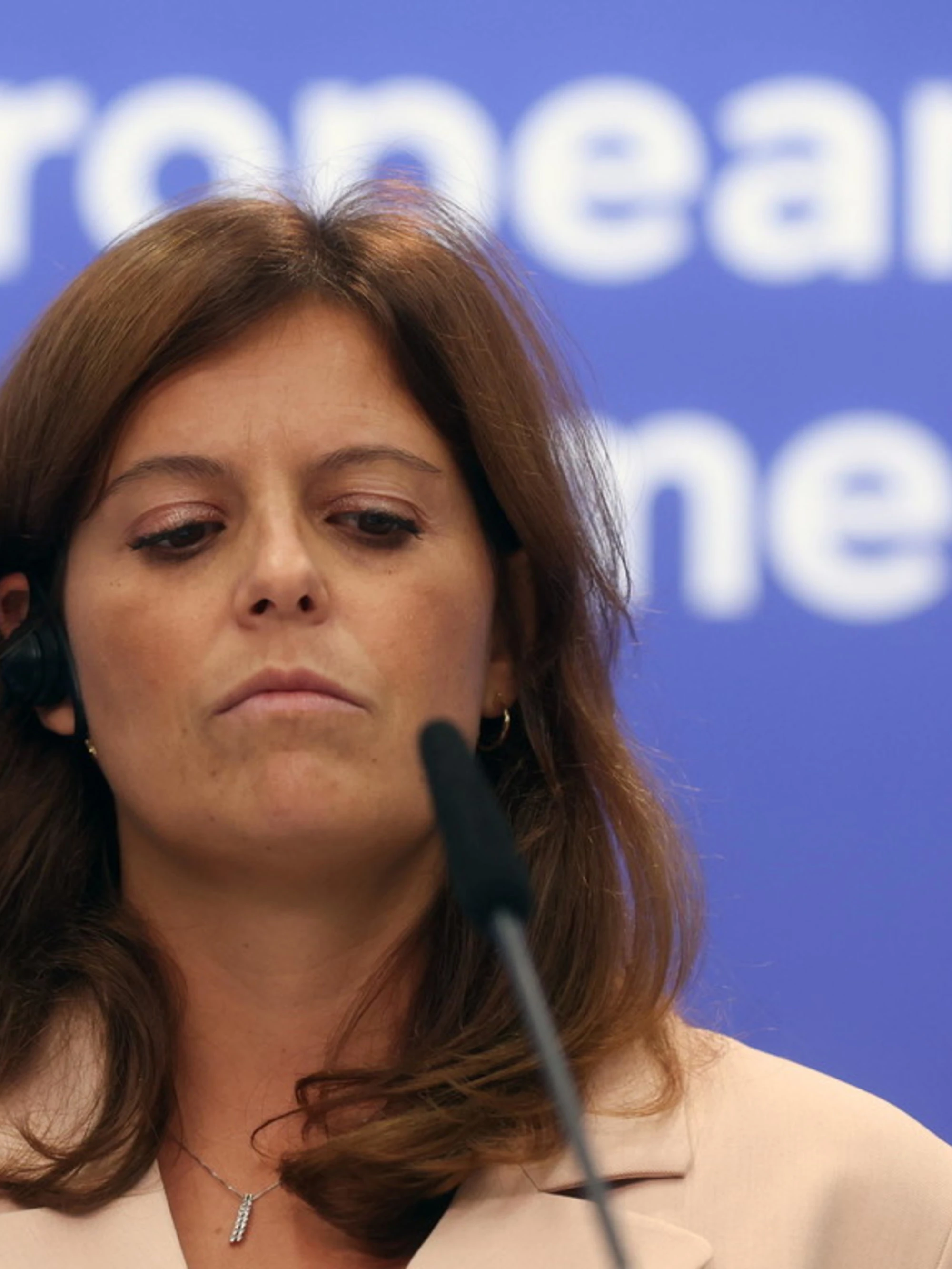 Salis va a festeggiare la nuova occupazione