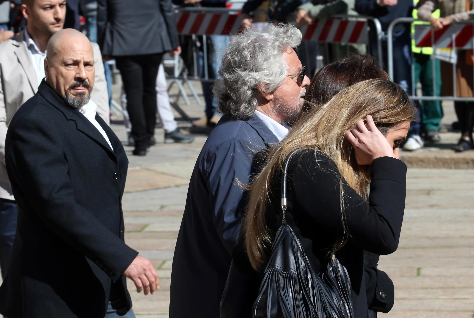 Il post di Grillo su Casaleggio: "Come lui ne nasce uno ogni cent'anni"