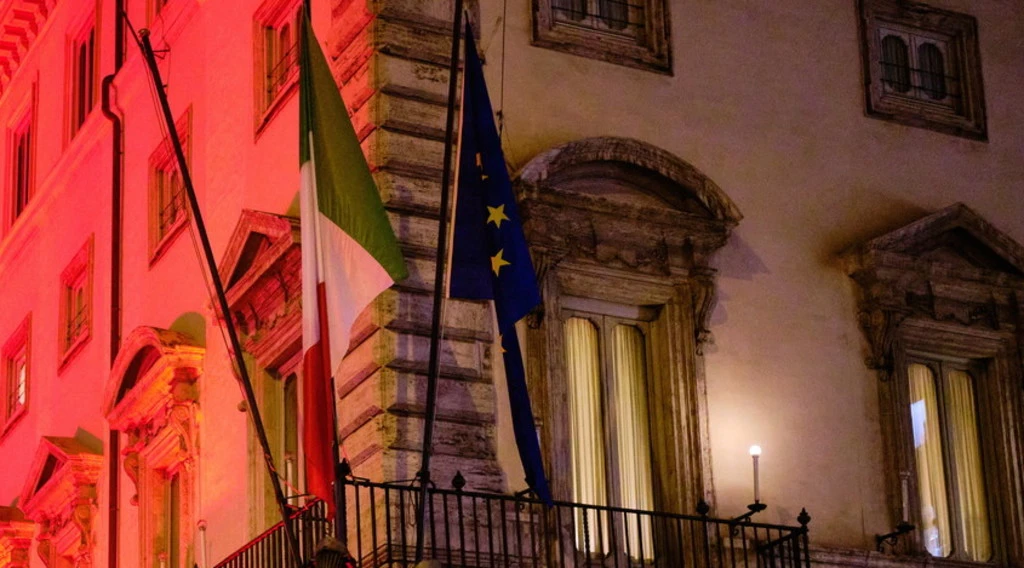 Sondaggio YouTrend, centrodestra in testa: c'è un sorpasso inaspettato